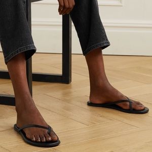 Tkees inspired leather sandal